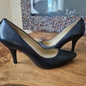 Michael Kors Classic Black Heels Pump